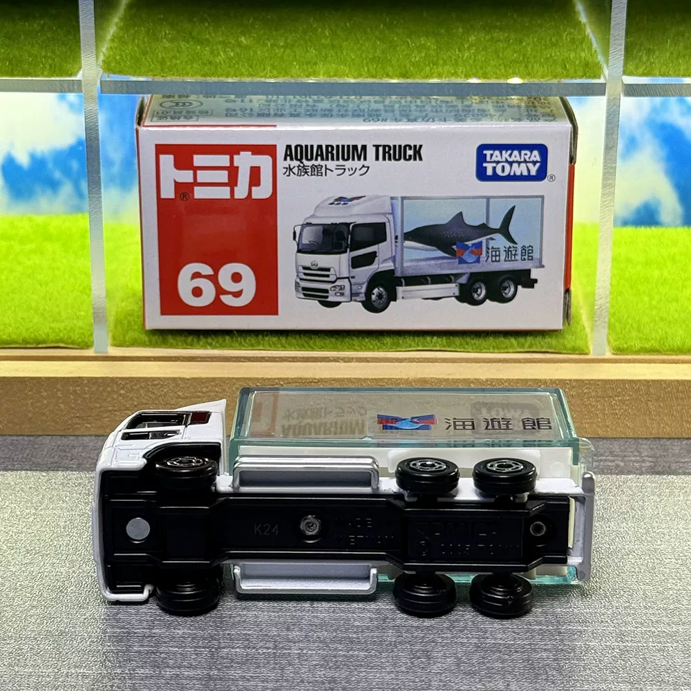 Takara Tomy Tomica No.69 Nissa - Aquarium review and price