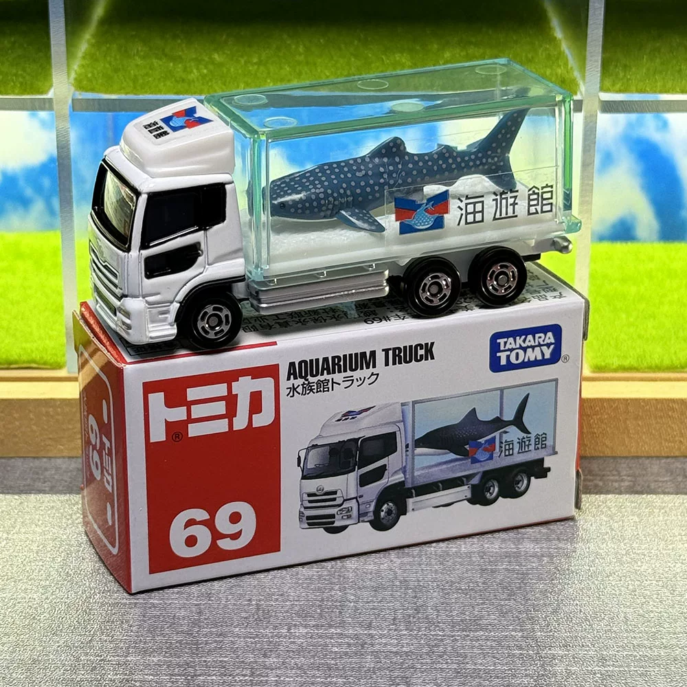 Takara Tomy Tomica No.69 Nissa - Aquarium review and price